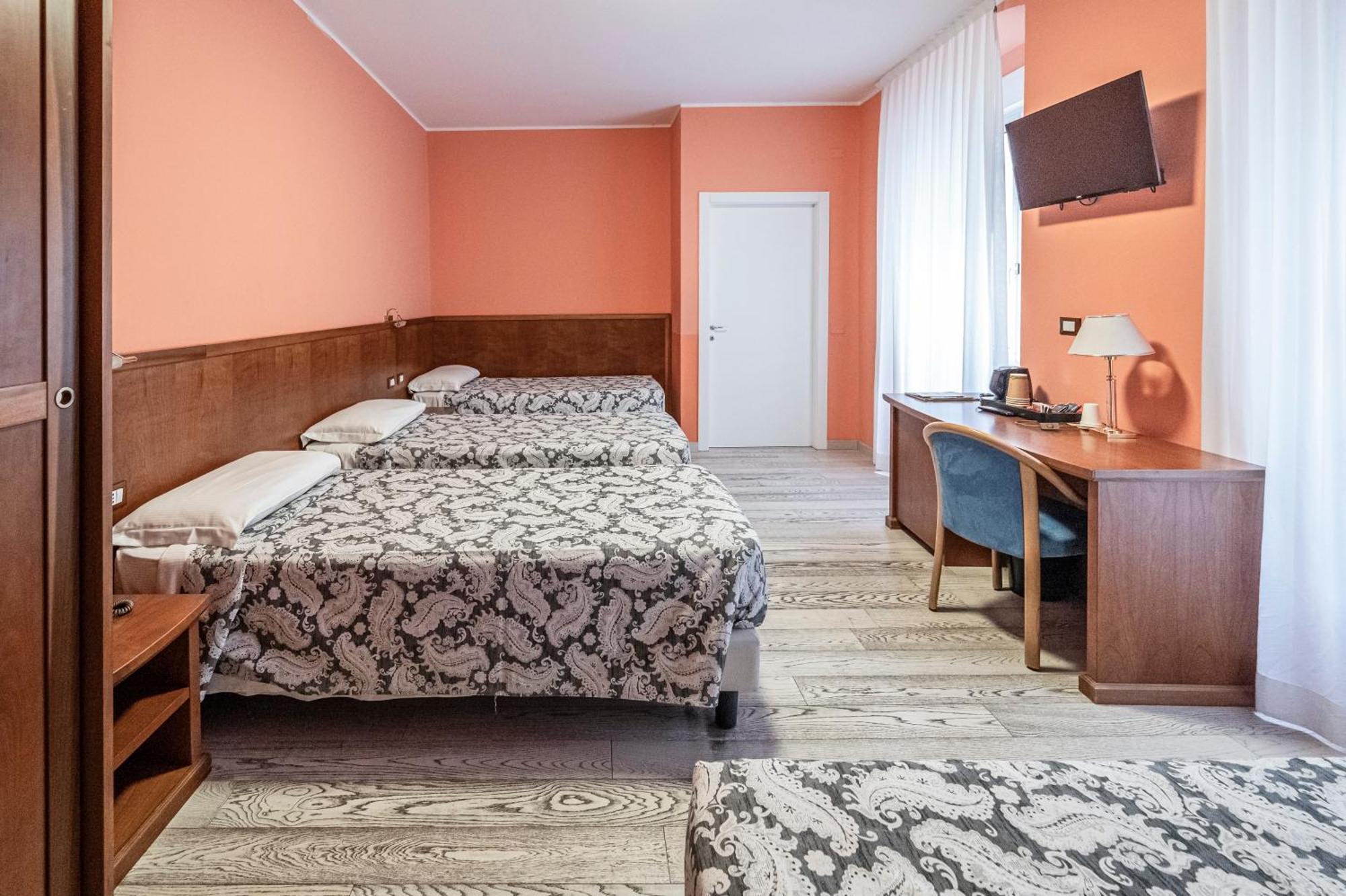 Hotel Italia Trieste Exterior foto